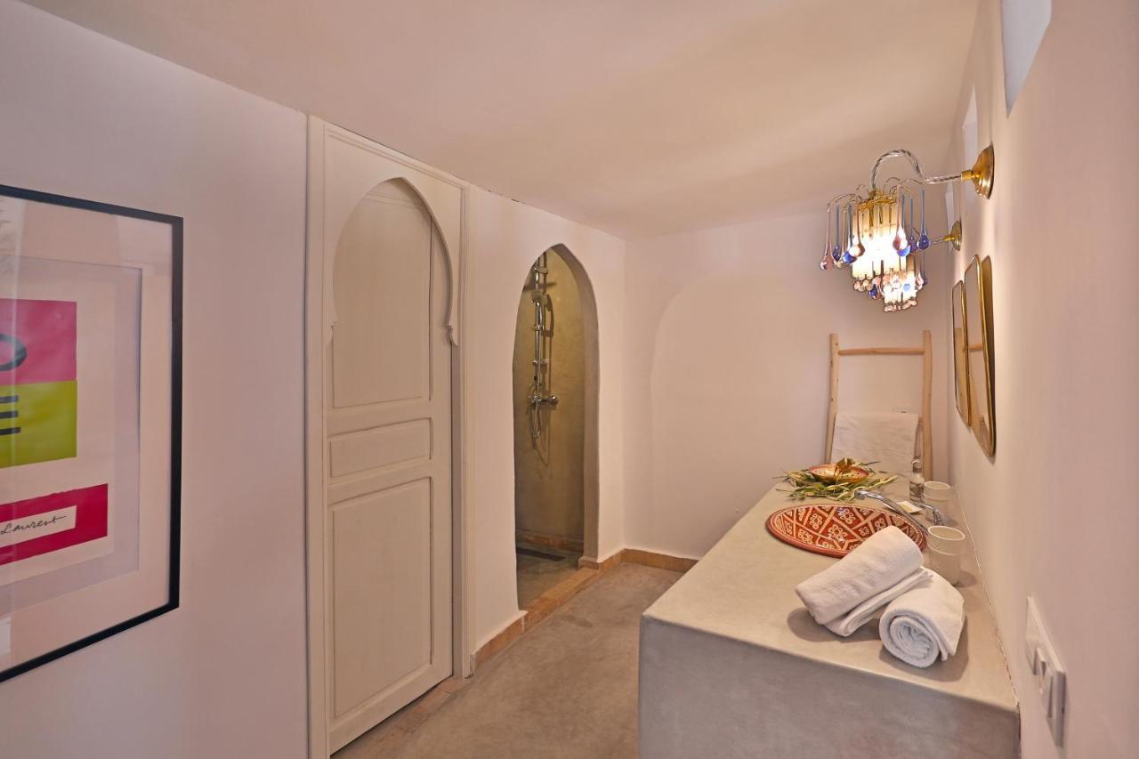 Riad La Parenthese By Sashema Marrakesh Bagian luar foto