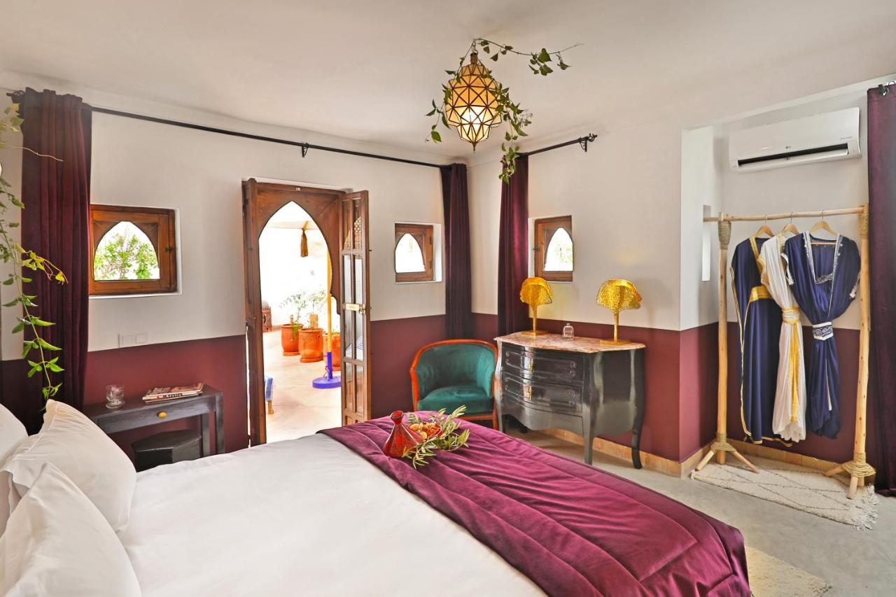Riad La Parenthese By Sashema Marrakesh Bagian luar foto